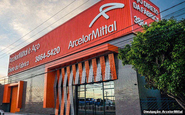 ArcelorMittal aumenta sua participação no varejo