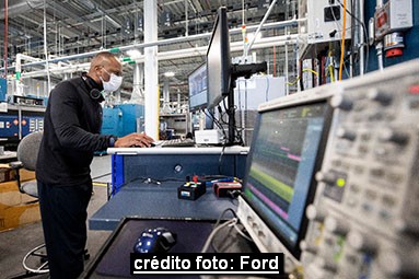 Ford desenvolve baterias para carros elétricos