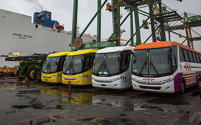 Exportações de ônibus brasileiros para a África