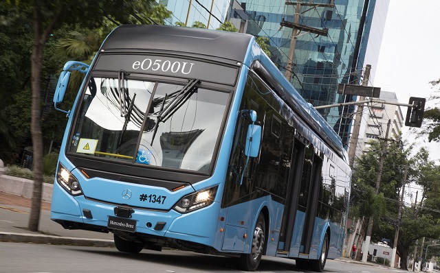 Mercedes-Benz apresenta seu ônibus elétrico