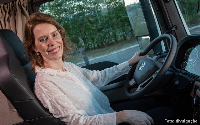 Volkswagen Caminhões e Ônibus e a presença das mulheres