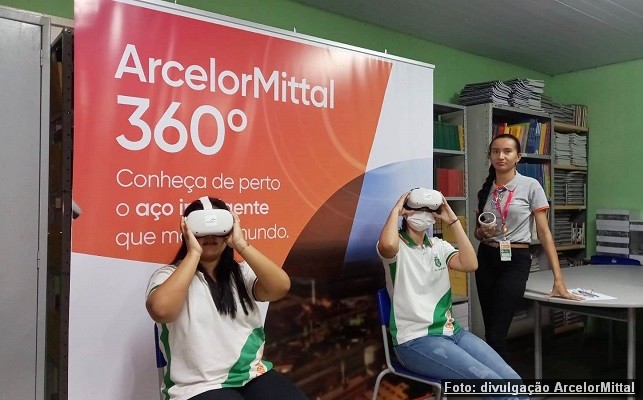 ArcelorMittal leva realidade virtual à escola do Pecém