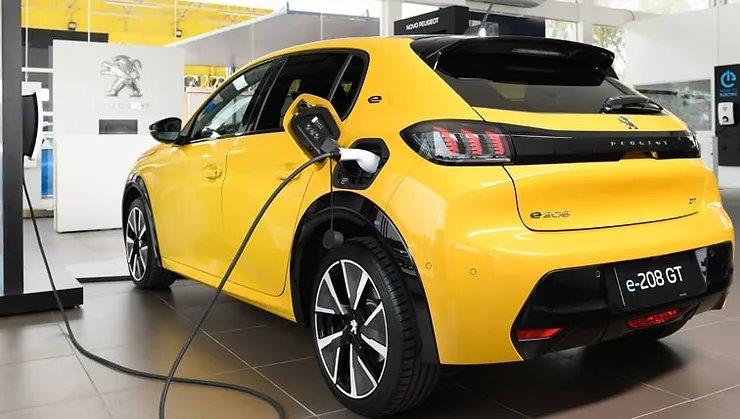 Cresce o mercado de veículos híbridos e elétricos