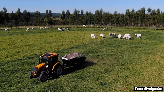 Governo de Minas recebe doação de fertilizante de escoria de aços