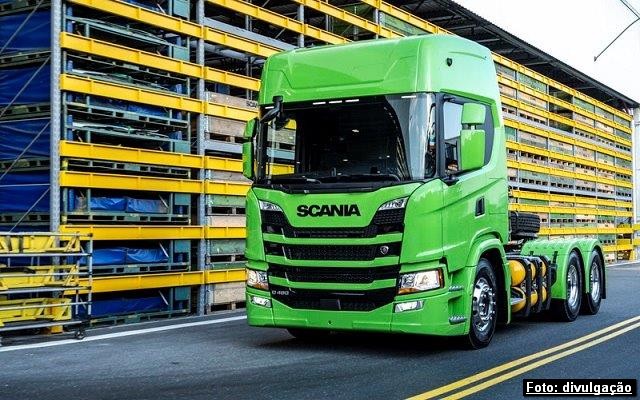 Novo caminhão a gás da Scania na Agrishow 2024