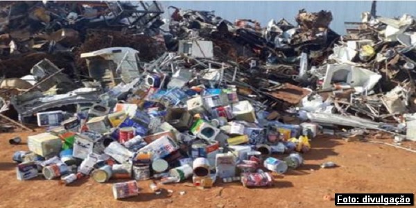 Reciclagem de latas de aço pós consumo