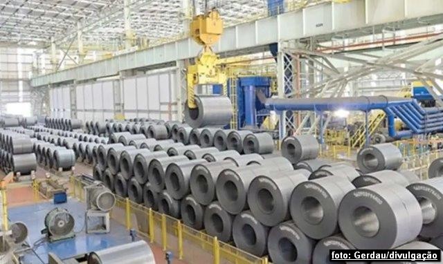 Apurados fraudes na importação de aço