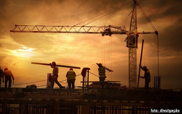 Desafios não freiam avanço da construção civil em cidades brasileiras