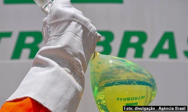 Nova mistura de combustíveis já em vigor