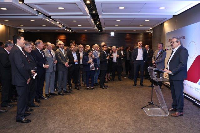 Líderes industriais pedem pacto pelo crescimento