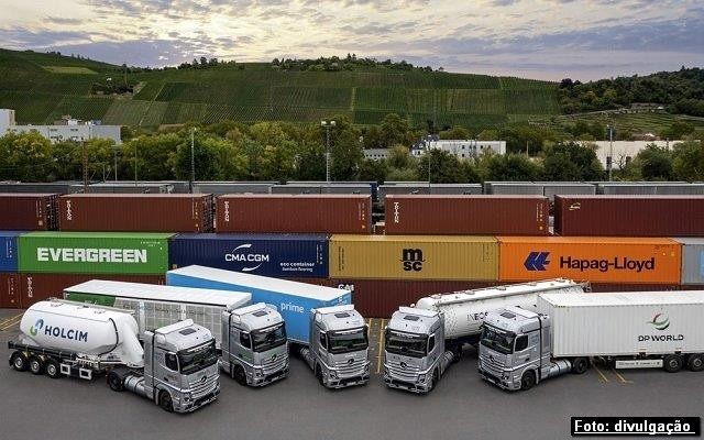 Caminhões movidos a célula de combustível