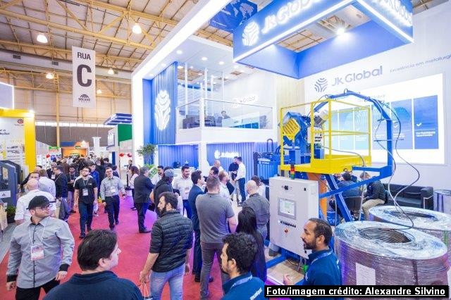 Inovação e conhecimento marcam a edição histórica da Metalurgia 2025