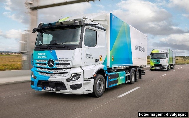 Mercedes-Benz Trucks apresenta o novo Caminhão  