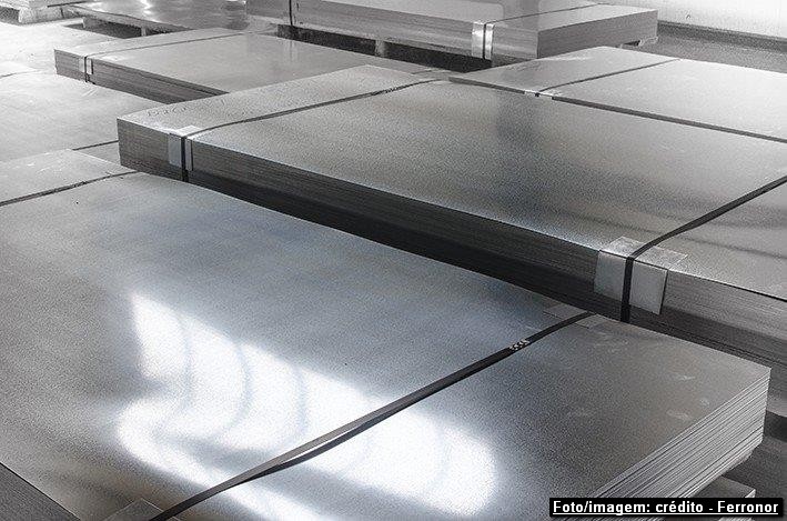 INDA aponta retração e alerta para estoques