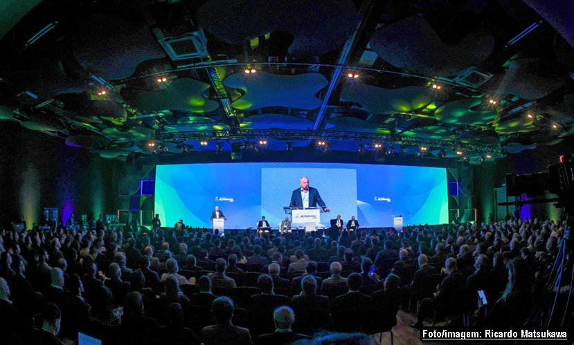 Congresso Aço Brasil coloca a indústria no centro do debate